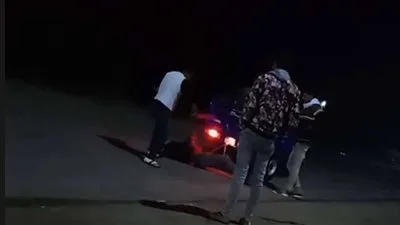 القبض على أحد المتهمين في واقعة سحل شاب بالدقهلية والأمن يواصل جهوده لضبط باقى المتهمين القبض على أحد المتهمين في واقعة سحل شاب بالدقهلية والأمن يواصل جهوده لضبط باقى المتهمين