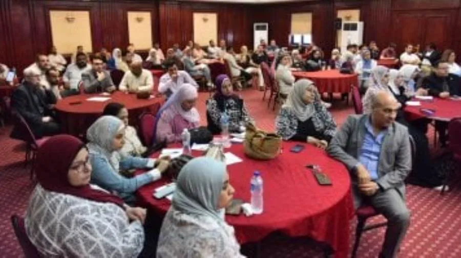 الصحة تنظم ورشة عمل لتنمية الكوادر وتعزيز تطبيق المنظومة الإلكترونية للموارد البشرية الصحة تنظم ورشة عمل لتنمية الكوادر وتعزيز تطبيق المنظومة الإلكترونية للموارد البشرية