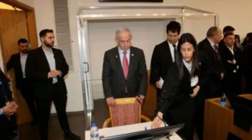 نتنياهو يمثل أمام المحكمة المركزية في تل أبيب للرد على تهم فساد