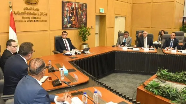 وزير الإسكان: استمرار العمل بالتيسيرات المخصصة للمطورين العقاريين وزير الإسكان: استمرار العمل بالتيسيرات المخصصة للمطورين العقاريين