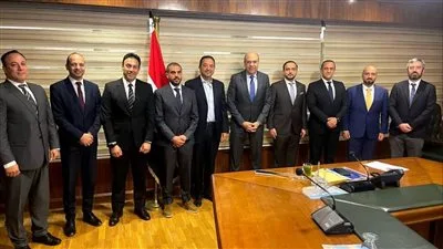 وزير الطيران: الوزارة تسعى إلى تبنّي أحدث النظم الذكية وتعزيز جاهزية المطارات وزير الطيران: الوزارة تسعى إلى تبنّي أحدث النظم الذكية وتعزيز جاهزية المطارات