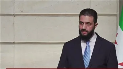 الشرع: هناك مفاوضات غير مباشرة مع إسرائيل عبر وسطاء لتهدئة الأوضاع الشرع: هناك مفاوضات غير مباشرة مع إسرائيل عبر وسطاء لتهدئة الأوضاع