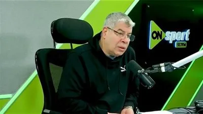 " أنا مش فاهم أي قصة أبناء النادي".. شوبير يوجه رسالة لمنتقدي تولي أيمن الرمادي تدريب الزمالك " أنا مش فاهم أي قصة أبناء النادي".. شوبير يوجه رسالة لمنتقدي تولي أيمن الرمادي تدريب الزمالك