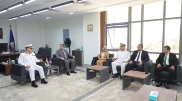 محافظ دمياط يستقبل مدير القيادات الأمنية والتنفيذية إيذانًا ببدء الاحتفالات بالعيد القومى