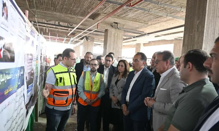 رئيس الوزراء يتفقد مشروع إنشاء مستشفى أورام طنطا الجديد رئيس الوزراء يتفقد مشروع إنشاء مستشفى أورام طنطا الجديد