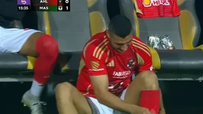الدوري المصري الممتاز: رامي ربيعة يغادر مباراة الأهلي والمصري بسبب الإصابة في الدقيقة 12 ومشاركة مصطفى العش الدوري المصري الممتاز: رامي ربيعة يغادر مباراة الأهلي والمصري بسبب الإصابة في الدقيقة 12 ومشاركة مصطفى العش