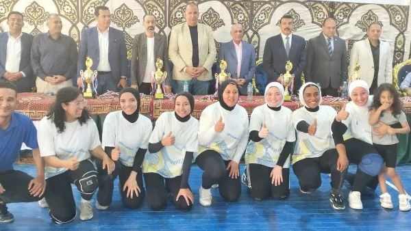 الإسماعيلية تحتضن ختام الدوري الرياضي وتصفيات الكرة النسائية الإسماعيلية تحتضن ختام الدوري الرياضي وتصفيات الكرة النسائية