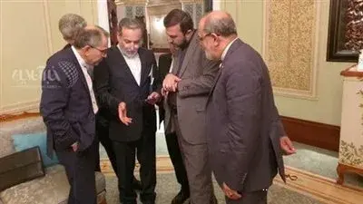وسط تصاعد التوترات الإقليمية.. عُمان تستضيف جولة جديدة من المحادثات النووية بين إيران والولايات المتحدة وسط تصاعد التوترات الإقليمية.. عُمان تستضيف جولة جديدة من المحادثات النووية بين إيران والولايات المتحدة