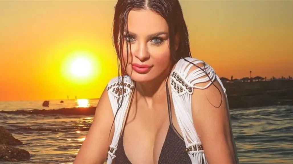 فنانة لبنانية تعلن إسلامها مؤخراً وتثير الجدل بتصريحاتها: أبحث عن شريك (فيديو) فنانة لبنانية تعلن إسلامها مؤخراً وتثير الجدل بتصريحاتها: أبحث عن شريك (فيديو)