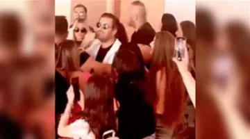قالتله رايحة عند أهلي.. زوج يطلق زوجته بسبب استقبالها لراغب علامة في المطار