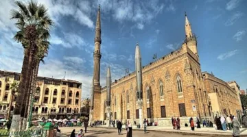 ما حكم زيارة قبور أولياء الله الصالحين؟.. "الإفتاء" تجيب
