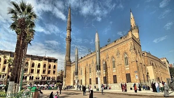 ما حكم زيارة قبور أولياء الله الصالحين؟.. "الإفتاء" تجيب ما حكم زيارة قبور أولياء الله الصالحين؟.. "الإفتاء" تجيب
