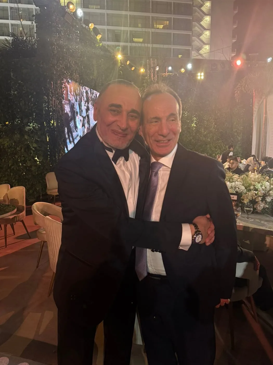 بحضور المايسترو عمرو سليم وأحمد سعد.. لقطات من حفل زفاف نجل الموسيقار أمير عبد المجيد بحضور المايسترو عمرو سليم وأحمد سعد.. لقطات من حفل زفاف نجل الموسيقار أمير عبد المجيد