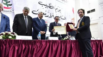 وزير الصحة يشارك في فعاليات الاحتفال بيوم الطبيب المصري