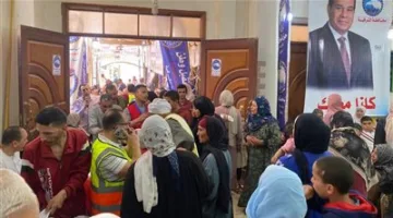 الكشف على 800 مريض في قافلة طبية مجانية بالشرقية