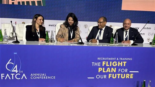 توقيع بروتوكول تعاون بين نادي ضباط المراقبة الجوية المصري والجمعية التونسية لمراقبي الحركة الجوية توقيع بروتوكول تعاون بين نادي ضباط المراقبة الجوية المصري والجمعية التونسية لمراقبي الحركة الجوية