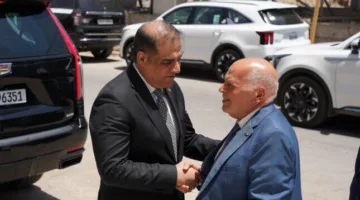استقبال حافل لنقيب المعلمين في العراق لحضور اجتماع اتحاد المعلمين العرب