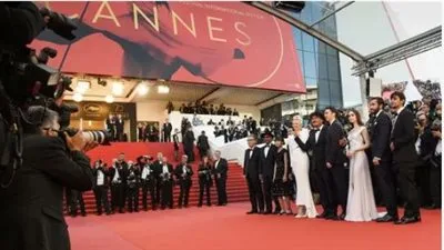 قسم الفنون.. مؤامرة خفية: تلاعب كهربائي يهدد اختتام مهرجان كان السينمائي قسم الفنون.. مؤامرة خفية: تلاعب كهربائي يهدد اختتام مهرجان كان السينمائي