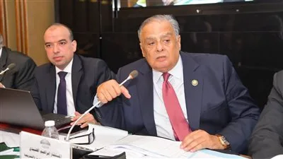 بحضور وزير العدل..«تشريعية النواب» تناقش مشروعي قانونين بربط الموازنة العامة وخطة التنمية الاقتصادية للوزارة بحضور وزير العدل..«تشريعية النواب» تناقش مشروعي قانونين بربط الموازنة العامة وخطة التنمية الاقتصادية للوزارة