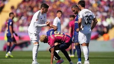 الكلاسيكو التاريخي: برشلونة يفوز على ريال مدريد (3/4) في الدوري الإسباني الكلاسيكو التاريخي: برشلونة يفوز على ريال مدريد (3/4) في الدوري الإسباني