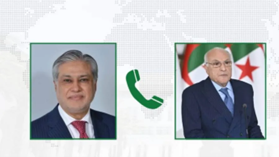 وزير الخارجية الجزائري يتلقى اتصالًا هاتفيًا من نظيره الباكستاني وزير الخارجية الجزائري يتلقى اتصالًا هاتفيًا من نظيره الباكستاني