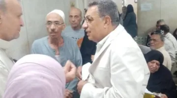 محافظ الدقهلية يحيل رئيس الوحدة المحلية ومدير مستشفى التأمين الصحي ونائبه للتحقيق