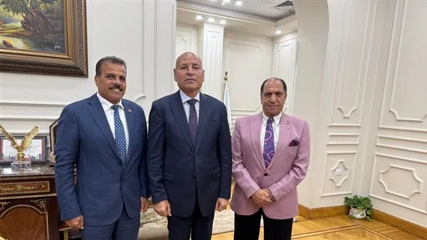 تفاصيل لقاء وفد الاتحاد العام للمصريين في الخارج بمحافظ القاهرة تفاصيل لقاء وفد الاتحاد العام للمصريين في الخارج بمحافظ القاهرة