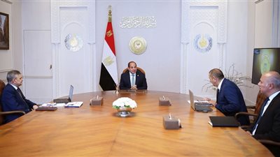 للاطلاع على آخر مستجدات حركة الملاحة في قناة السويس.. الرئيس السيسي يلتقي بالفريق أسامة ربيع. للاطلاع على آخر مستجدات حركة الملاحة في قناة السويس.. الرئيس السيسي يلتقي بالفريق أسامة ربيع.