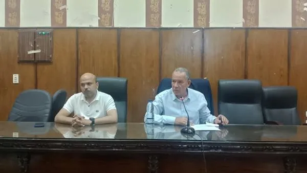 مدير تعليم أسيوط يعلن مجموعة من الإرشادات الضرورية لمكافحة الغش في امتحانات الفصل الدراسي الثاني مدير تعليم أسيوط يعلن مجموعة من الإرشادات الضرورية لمكافحة الغش في امتحانات الفصل الدراسي الثاني
