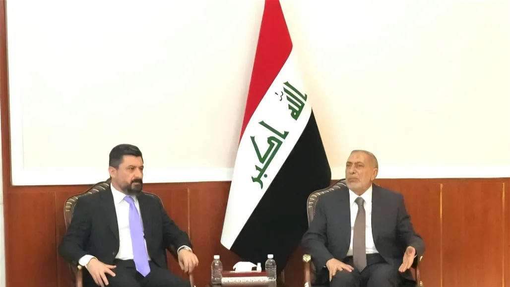رئيس البرلمان ووزير العدل يناقشان تنفيذ العفو والتحديات المتعلقة بالتسجيل العقاري رئيس البرلمان ووزير العدل يناقشان تنفيذ العفو والتحديات المتعلقة بالتسجيل العقاري