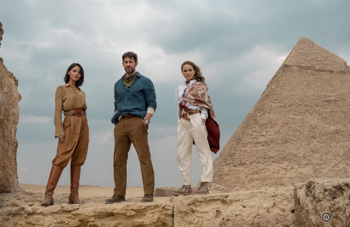 مشاهد من كواليس تصوير فيلم Fountain of  Youth في أهرامات الجيزة