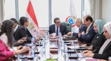 وزير الصحة يناقش مع وفد البنك الدولي تعزيز الشراكة في قضايا التنمية البشرية