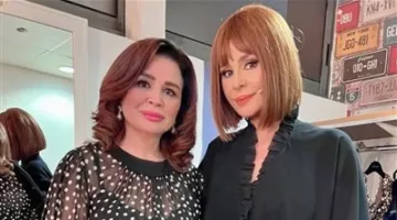 في انطلاق مسرحيتها.. إلهام شاهين تدعم كارول سماحة بعد فقدان زوجها: رغم أحزانك، حافظت على التزامك الفني