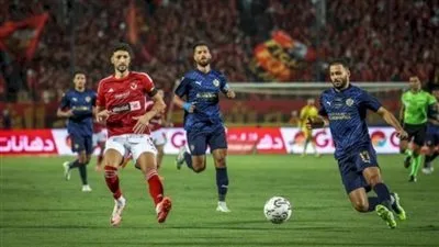 التشكيلة الرسمية لمواجهة الأهلي وسيراميكا كليوباترا في الدوري المصري الممتاز