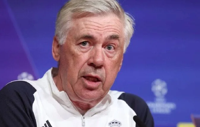 أنشيلوتي في مؤتمر الوداع: “سأبقى مدريديًا مدى الحياة.. وكنت سأوقع بدمائي لريال مدريد” أنشيلوتي في مؤتمر الوداع: “سأبقى مدريديًا مدى الحياة.. وكنت سأوقع بدمائي لريال مدريد”