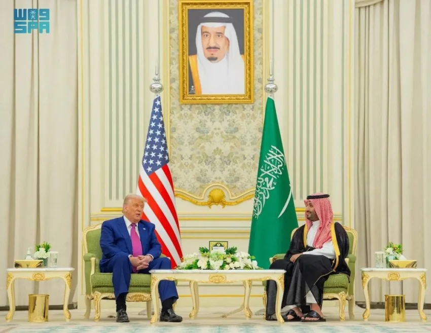 ولي العهد والرئيس الأمريكي يترأسان اجتماع القمة السعودية الأمريكية ويوقعان اتفاق الشراكة الاقتصادية الاستراتيجية بين الحكومتين. ولي العهد والرئيس الأمريكي يترأسان اجتماع القمة السعودية الأمريكية ويوقعان اتفاق الشراكة الاقتصادية الاستراتيجية بين الحكومتين.