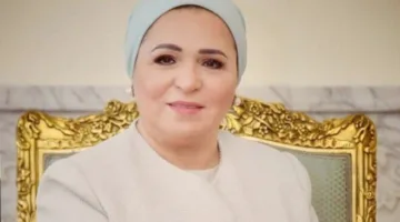 السيدة انتصار السيسي تشيد بمتطوعي الهلال الأحمر المصري: “أعتز بكم”