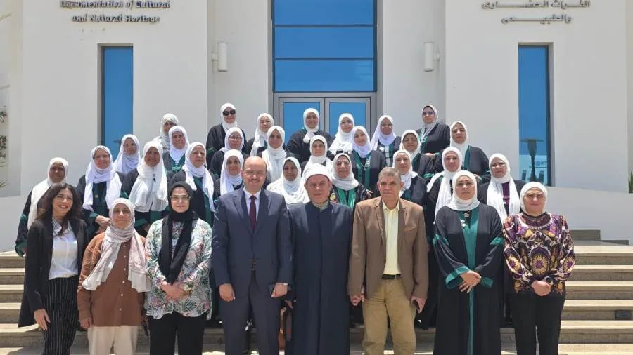 واعظات وزارة الأوقاف يشاركن في “تجليات السلام الإنساني” بمكتبة الإسكندرية واعظات وزارة الأوقاف يشاركن في “تجليات السلام الإنساني” بمكتبة الإسكندرية