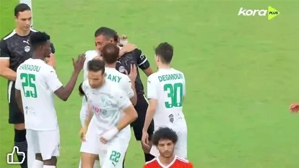 النيران الصديقة تساعد المصري البورسعيدي في الإفلات من فخ فاركو النيران الصديقة تساعد المصري البورسعيدي في الإفلات من فخ فاركو