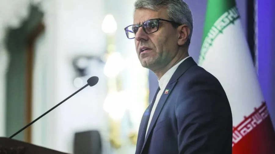 إيران تبارك قرار حزب العمال الكردستاني بحل نفسه ونبذ العنف إيران تبارك قرار حزب العمال الكردستاني بحل نفسه ونبذ العنف