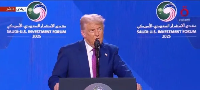 قرار سريع من ترامب حول العقوبات الأمريكية المفروضة على سوريا قرار سريع من ترامب حول العقوبات الأمريكية المفروضة على سوريا