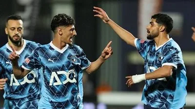 هدية من محمد عواد: بيراميدز يحقق انتصاراً على الزمالك بهدف وحيد في الدوري المصري الممتاز هدية من محمد عواد: بيراميدز يحقق انتصاراً على الزمالك بهدف وحيد في الدوري المصري الممتاز