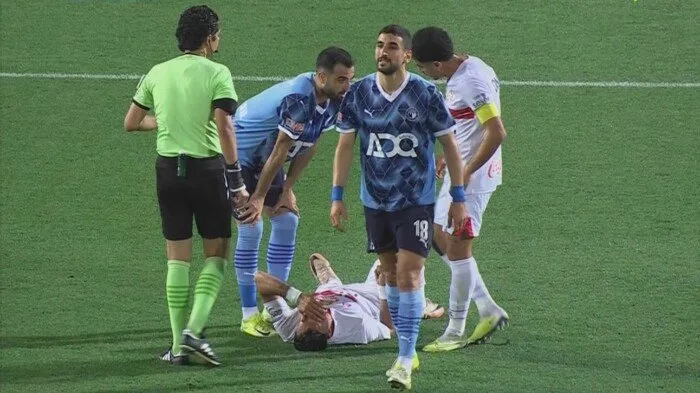 طبيب الزمالك يوضح تفاصيل إصابة ثلاثة لاعبين من الفريق في مباراة بيراميدز طبيب الزمالك يوضح تفاصيل إصابة ثلاثة لاعبين من الفريق في مباراة بيراميدز