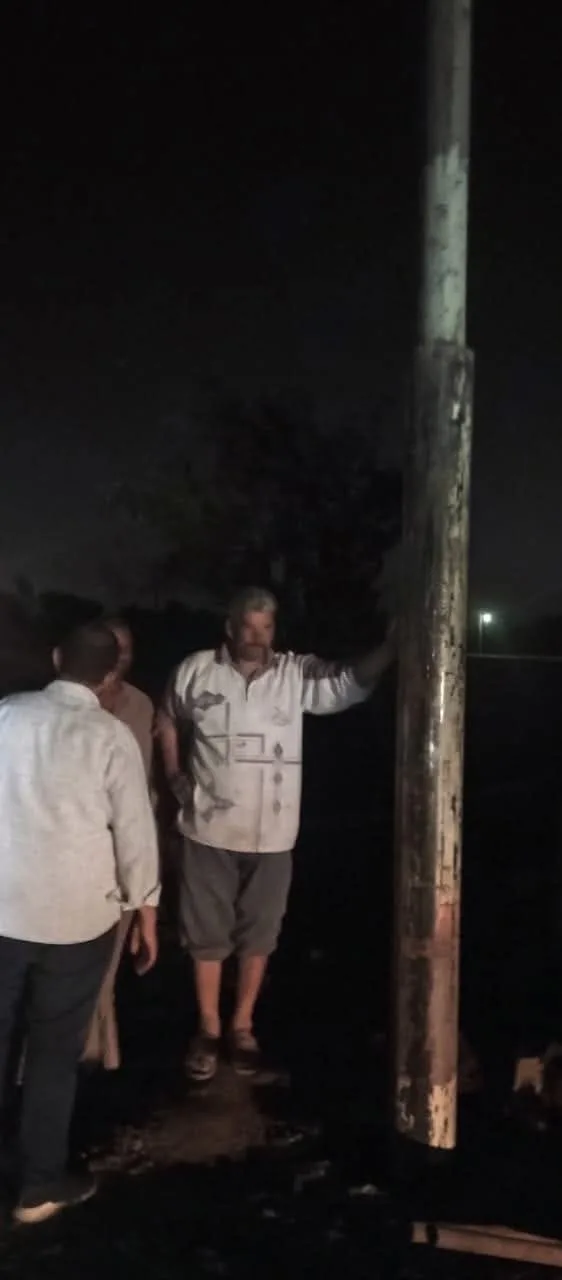 سقوط أسلاك كهربائية وأعمدة إنارة في المنوفية نتيجة للرياح العاتية | صور سقوط أسلاك كهربائية وأعمدة إنارة في المنوفية نتيجة للرياح العاتية | صور