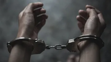 إلقاء القبض على سائق توك توك بتهمة التحرش بفتاة في بني مزار، المنيا