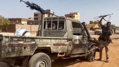 منظمة العفو الدولية تتهم الجيش الأوغندي بخرق حظر الأسلحة المفروض على جنوب السودان منظمة العفو الدولية تتهم الجيش الأوغندي بخرق حظر الأسلحة المفروض على جنوب السودان