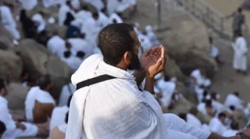 معلومات حول حدوث هلال ذو الحجة 2025 وتاريخ وقفة عرفات وعيد الأضحى
