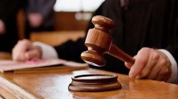 محكمة الجنايات في البحر الأحمر تنظر في قضية ثمانية متهمين بقتل امرأة وإخفاء جثتها في حقيبة سفر
