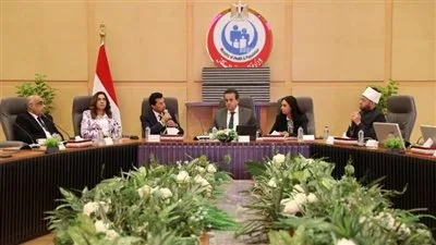 وزير الصحة: الاستثمار في الأفراد هو الركيزة الأساسية للتنمية المستدامة والشاملة وزير الصحة: الاستثمار في الأفراد هو الركيزة الأساسية للتنمية المستدامة والشاملة