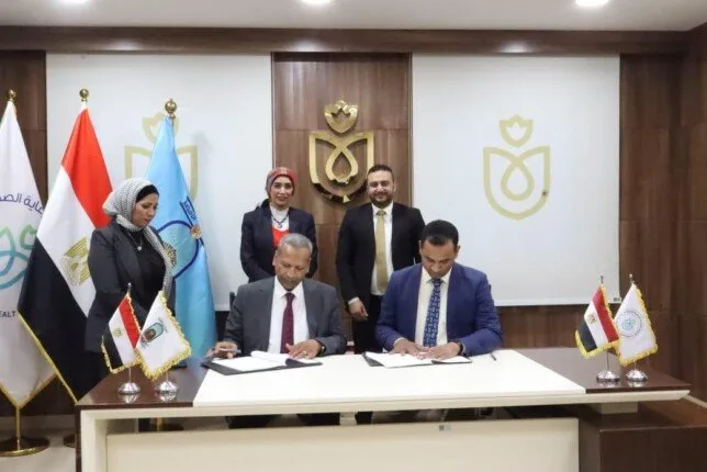 الرعاية الصحية: تفعيل شراكة مع جامعة الأقصر لتعزيز التعليم الطبي من خلال مذكرتي تفاهم الرعاية الصحية: تفعيل شراكة مع جامعة الأقصر لتعزيز التعليم الطبي من خلال مذكرتي تفاهم
